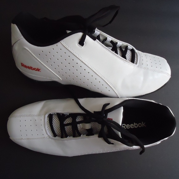 white leather basketball shoes